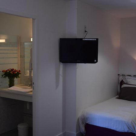 Le Petit Relais Hotel Cales  Bilik gambar