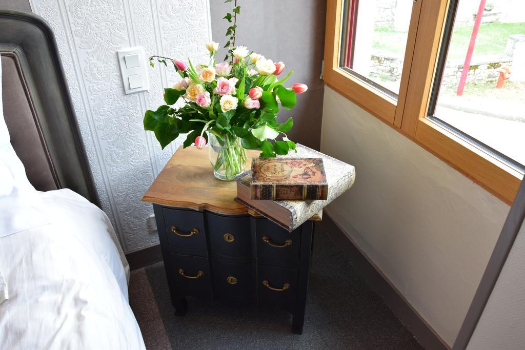 Le Petit Relais Hotel Cales  Bilik gambar